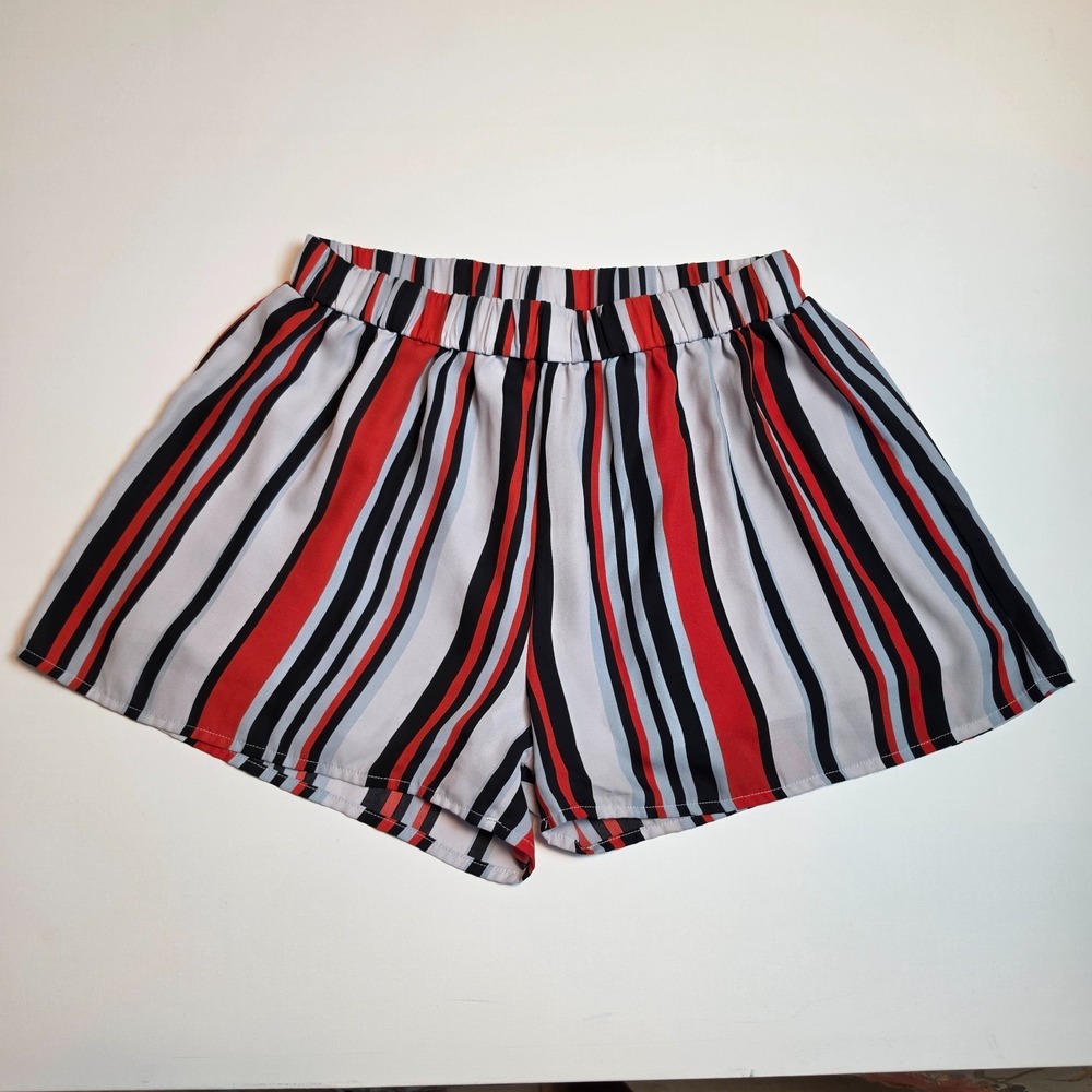 Revamped Vertical Striped Elastic Waist Shorts Red Black White Size XLarge